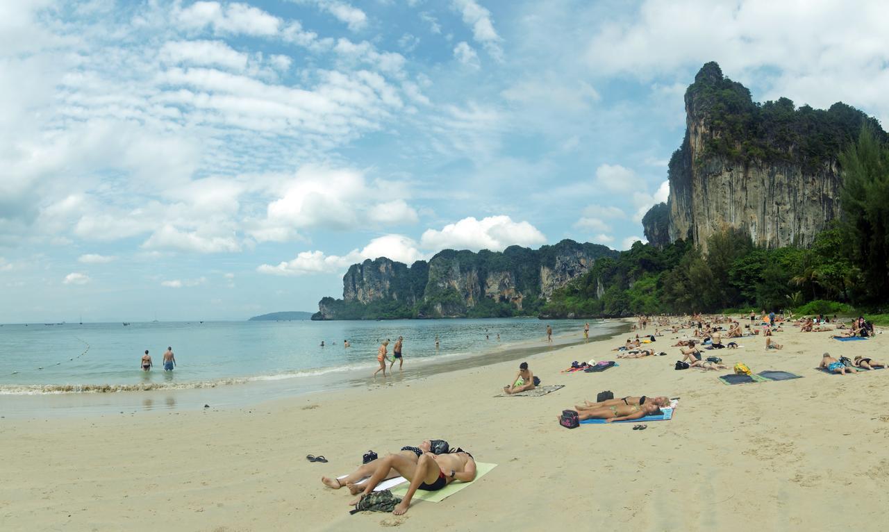 Apple A Day Resort Krabi, Ao Nang Beach - Sha Extra Plus Exterior photo